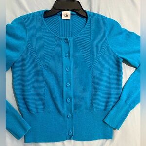 ❤️❤️CAbi Perfect Blue Button Down Long Sleeve Cardigan Sweater